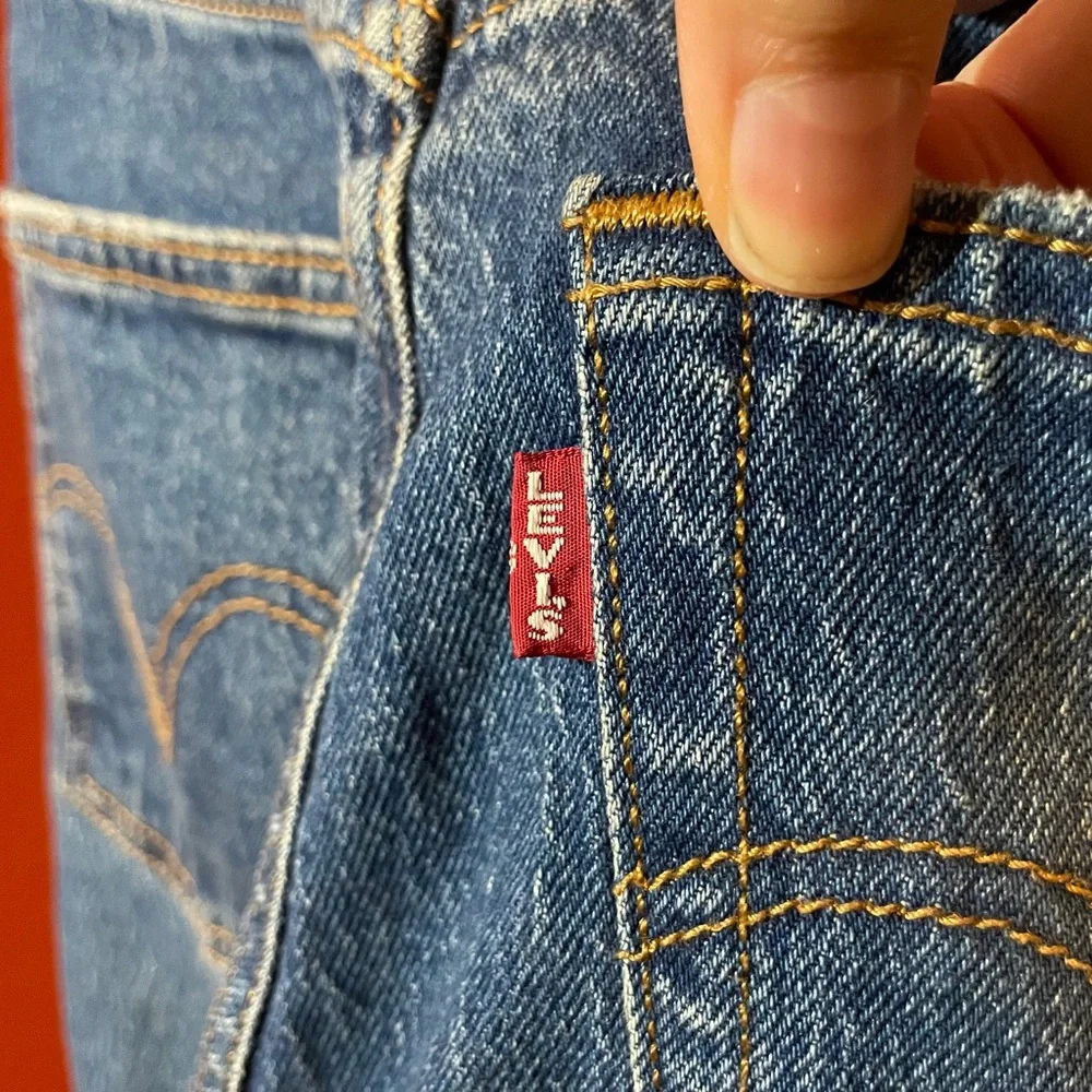 Levi’s Big E Premium Women’s The Ribcage Straight Leg Ankle Cut Button Fly Jeans